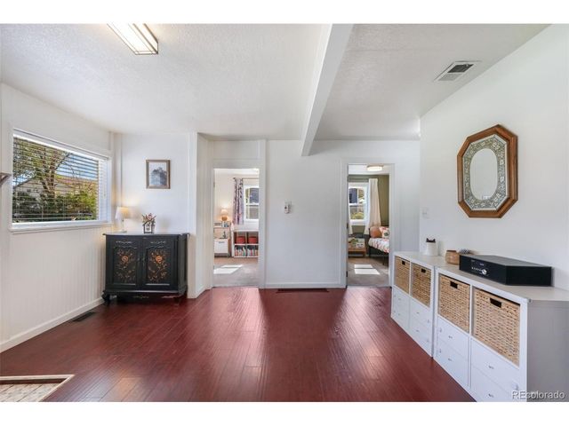 11860 W Independence Ave, Lakewood, CO 80401