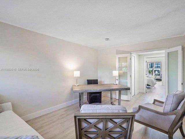 40 Isle Of Venice Dr 6, Fort Lauderdale, FL 33301