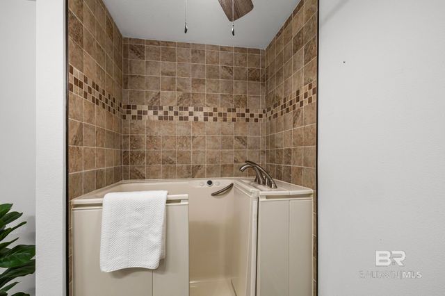 609 E Fisher Street, Pensacola, FL 32503