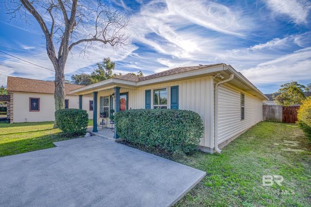 609 E Fisher Street, Pensacola, FL 32503