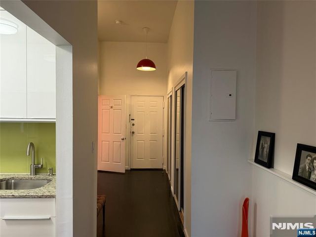 44 Sherman Avenue 3H, Jersey City, NJ 07307