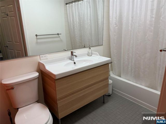 44 Sherman Avenue 3H, Jersey City, NJ 07307