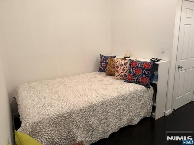 44 Sherman Avenue 3H, Jersey City, NJ 07307