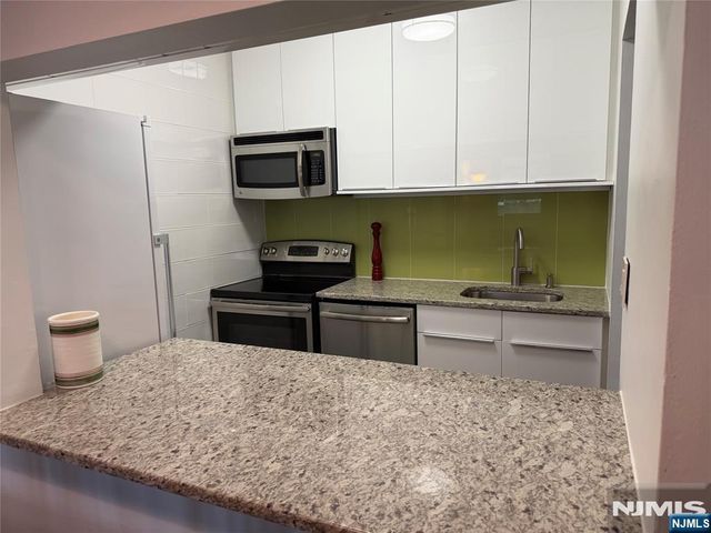 44 Sherman Avenue 3H, Jersey City, NJ 07307