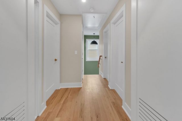 24 Overlook Ter, Maplewood Twp., NJ 07040