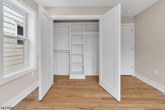24 Overlook Ter, Maplewood Twp., NJ 07040