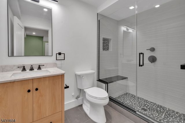 24 Overlook Ter, Maplewood Twp., NJ 07040