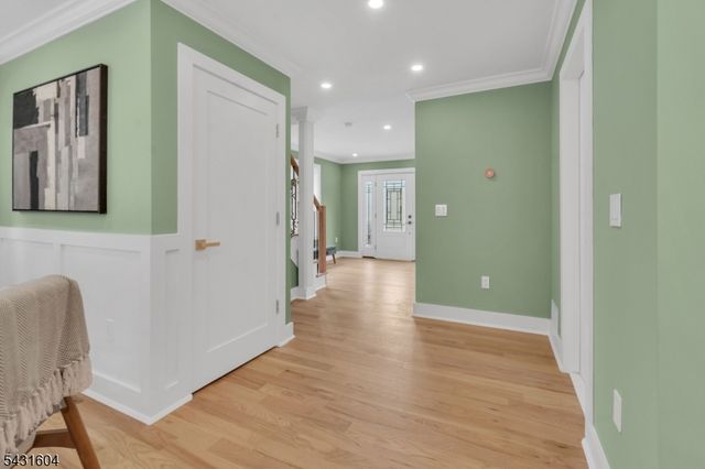 24 Overlook Ter, Maplewood Twp., NJ 07040