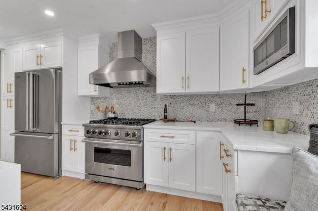 24 Overlook Ter, Maplewood Twp., NJ 07040