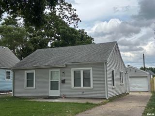 2118 S 9th Street, Springfield, IL 62703
