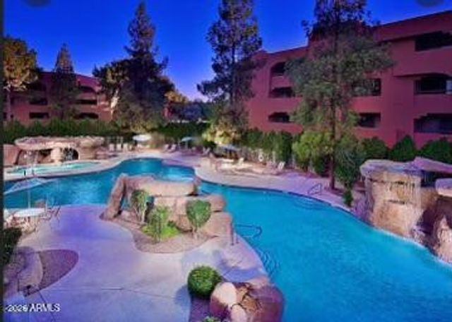 12222 N PARADISE VILLAGE Parkway S 331, Phoenix, AZ 85032