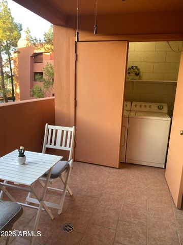 12222 N PARADISE VILLAGE Parkway S 331, Phoenix, AZ 85032