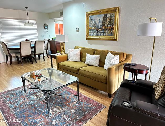 12222 N PARADISE VILLAGE Parkway S 331, Phoenix, AZ 85032