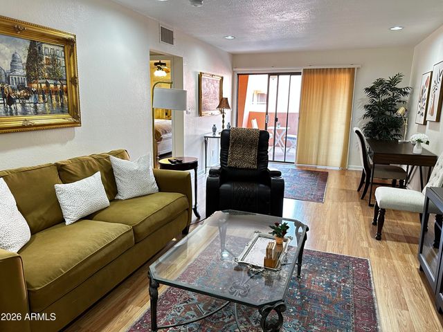 12222 N PARADISE VILLAGE Parkway S 331, Phoenix, AZ 85032