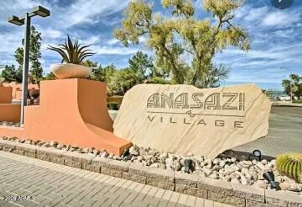 12222 N PARADISE VILLAGE Parkway S 331, Phoenix, AZ 85032