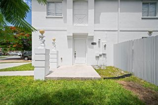 13529 SW 262nd St, Homestead, FL 33032