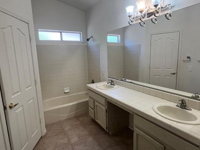 10302 E Coopers Hawk Drive, Sun Lakes, AZ 85248