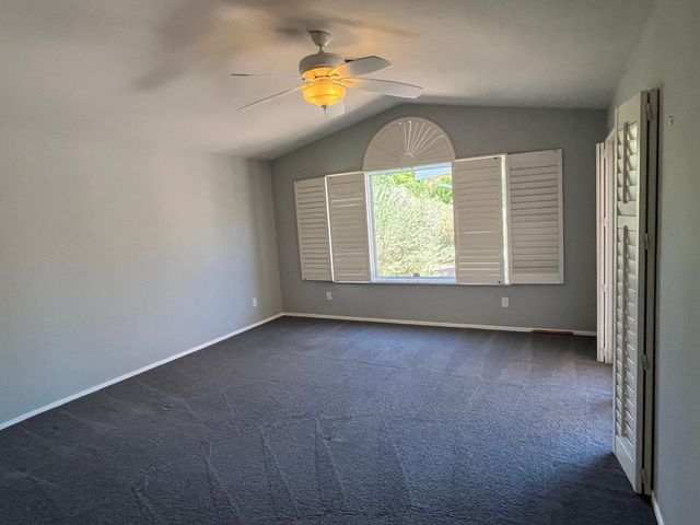 10302 E Coopers Hawk Drive, Sun Lakes, AZ 85248
