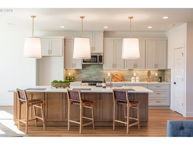 1047 Se OLIVE Way, Estacada, OR 97023