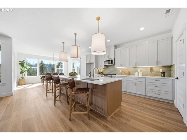 1047 Se OLIVE Way, Estacada, OR 97023