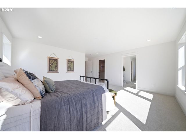 1047 Se OLIVE Way, Estacada, OR 97023