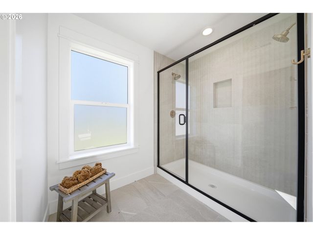 1047 Se OLIVE Way, Estacada, OR 97023