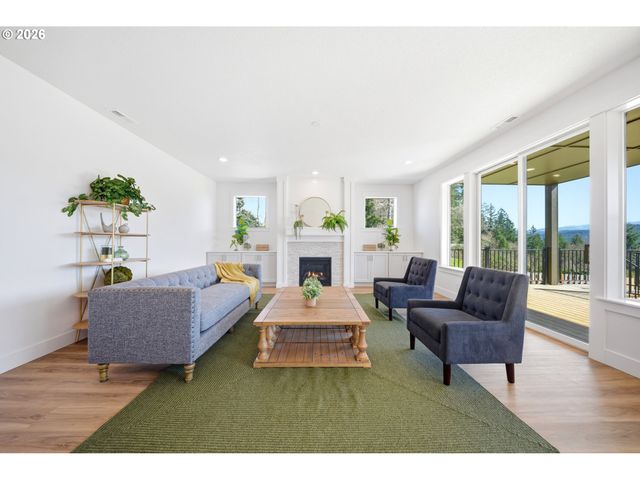 1047 Se OLIVE Way, Estacada, OR 97023