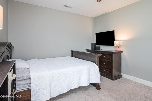 639 Brookfield Drive, Winterville, NC 28590