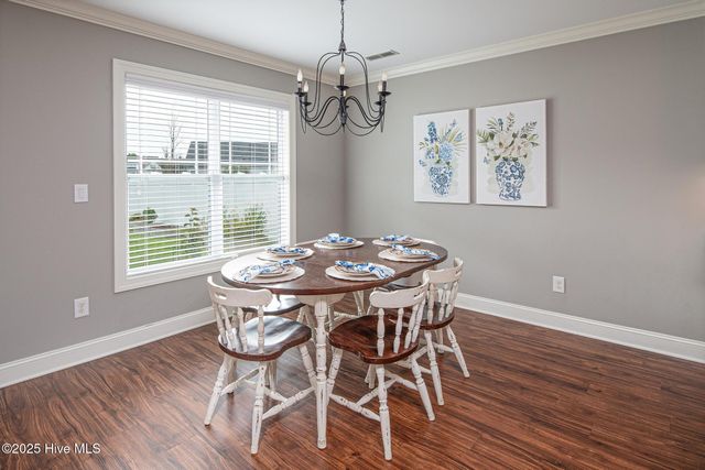 639 Brookfield Drive, Winterville, NC 28590