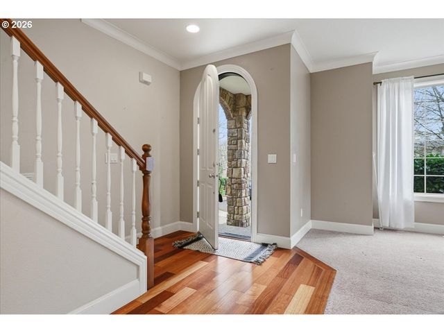 12647 Sw 21ST Ct, Lake Oswego, OR 97035