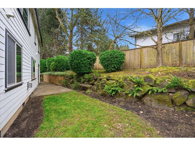 12647 Sw 21ST Ct, Lake Oswego, OR 97035
