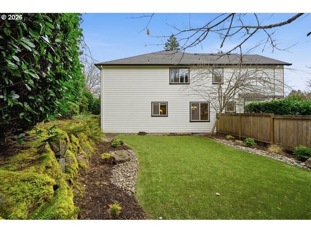 12647 Sw 21ST Ct, Lake Oswego, OR 97035