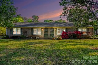 6100/6102 Pleasant Grove Road, Charlotte, NC 28216