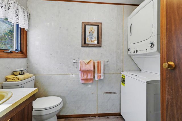 14192 Pine Lake Avenue Ne, Nelson Twp, MI 49319