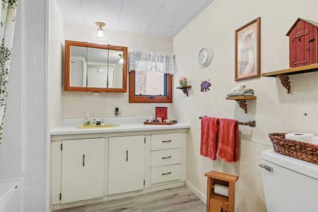 14192 Pine Lake Avenue Ne, Nelson Twp, MI 49319