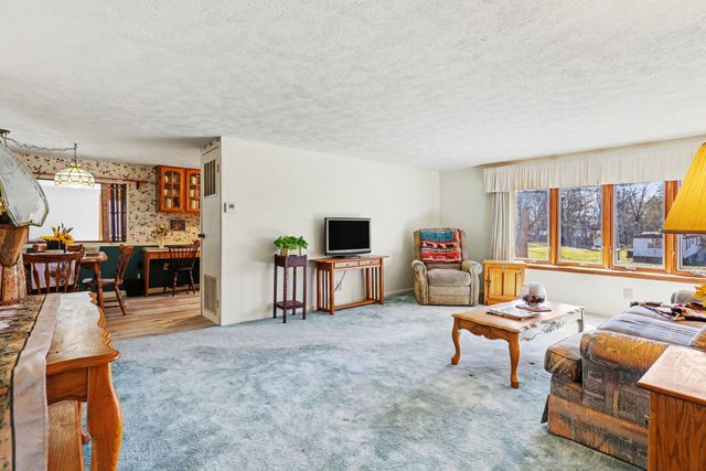 14192 Pine Lake Avenue Ne, Nelson Twp, MI 49319