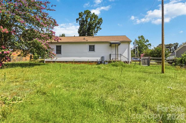 1317 Reid Street, Statesville, NC 28677