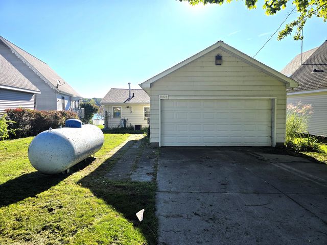 11825 Fair Lake Drive, Barry Twp, MI 49046