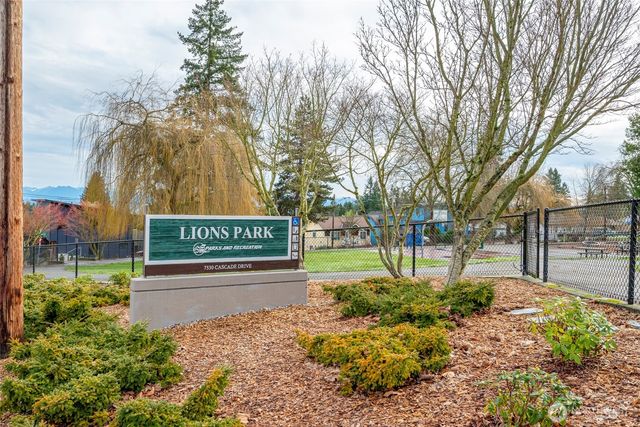 7408 Olympic Drive, Everett, WA 98203