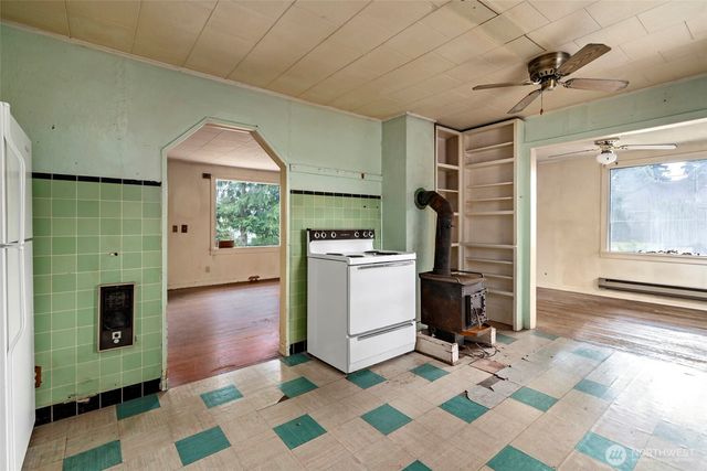 7408 Olympic Drive, Everett, WA 98203