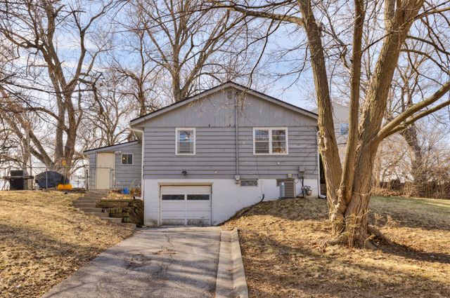 3129 26th Street, Des Moines, IA 50310