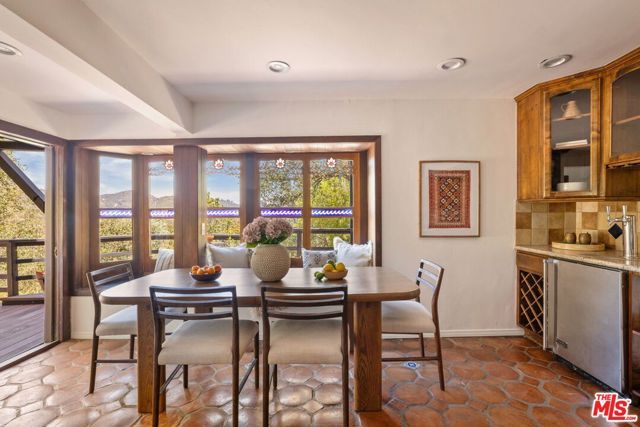 19805 Valley View Drive, Topanga (los Angeles), CA 90290