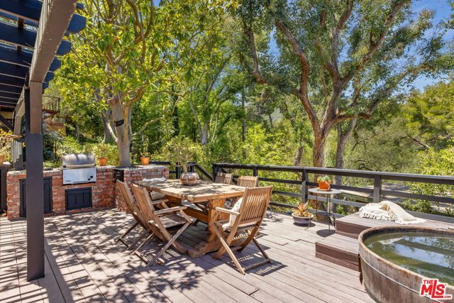 19805 Valley View Drive, Topanga (los Angeles), CA 90290