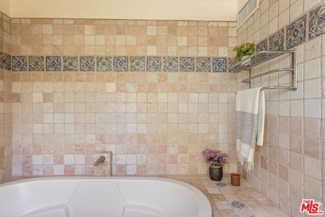 19805 Valley View Drive, Topanga (los Angeles), CA 90290
