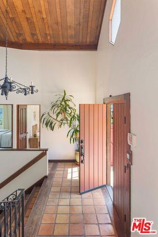 19805 Valley View Drive, Topanga (los Angeles), CA 90290