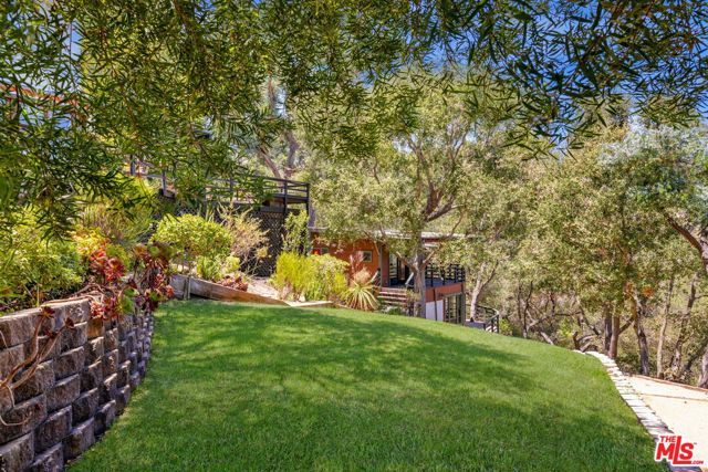 19805 Valley View Drive, Topanga (los Angeles), CA 90290