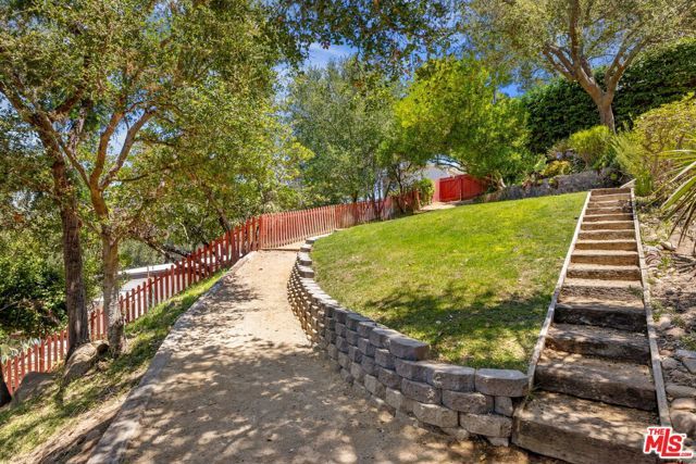 19805 Valley View Drive, Topanga (los Angeles), CA 90290