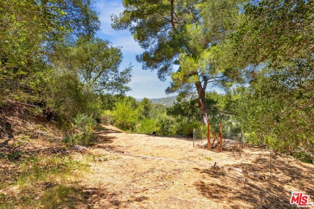 19805 Valley View Drive, Topanga (los Angeles), CA 90290
