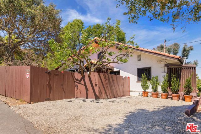 19805 Valley View Drive, Topanga (los Angeles), CA 90290