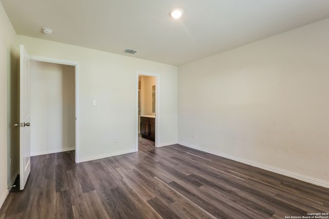 228 Garcia, Seguin, TX 78155